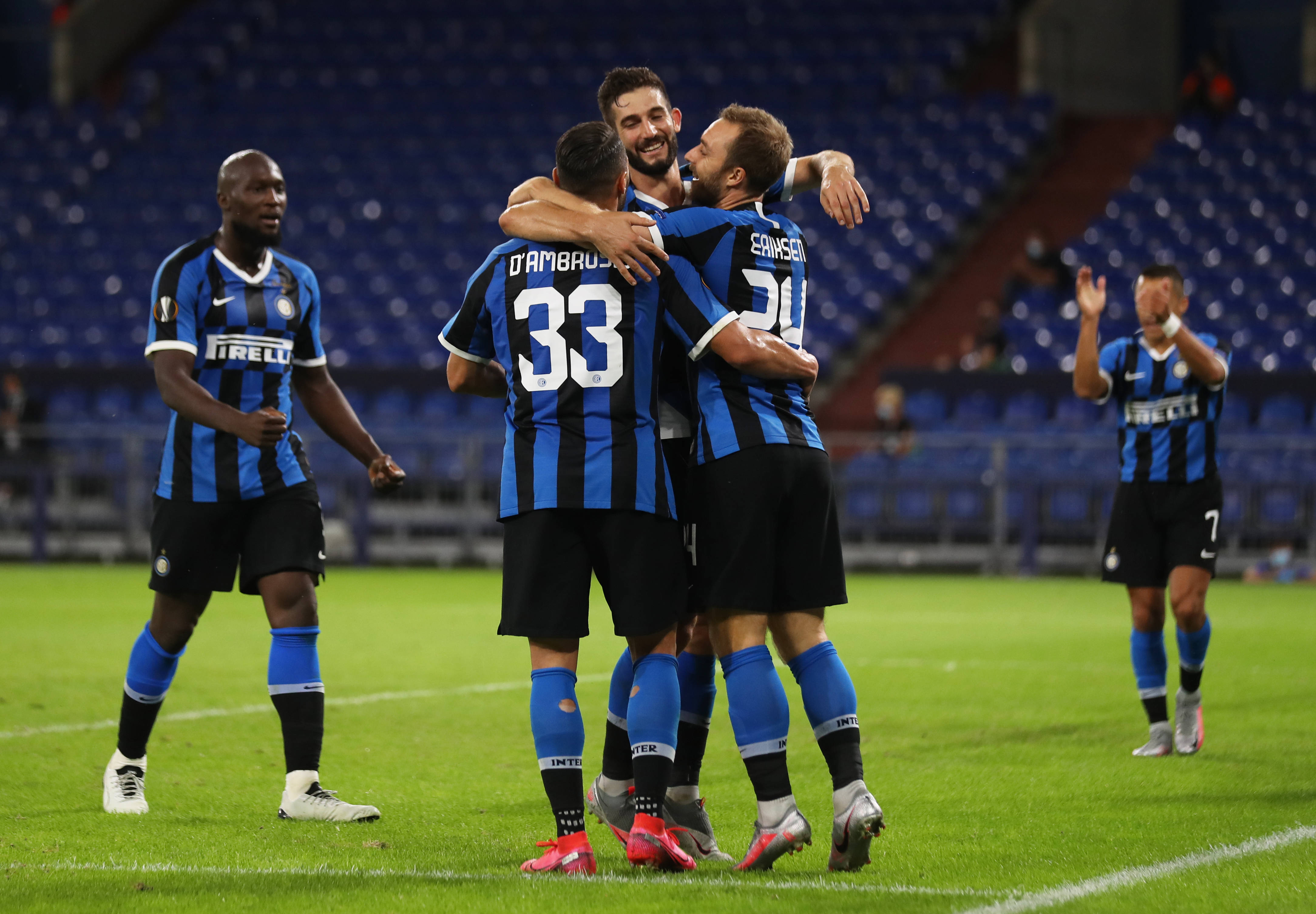 以其疾风迅 以其疾风迅