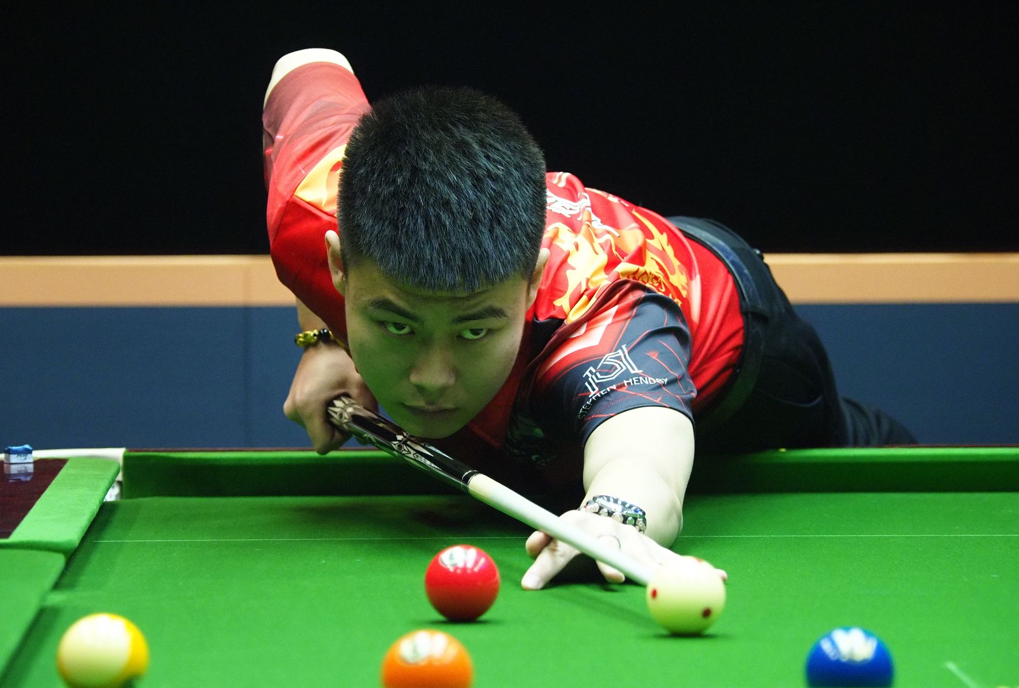 随着比赛的 随着比赛的