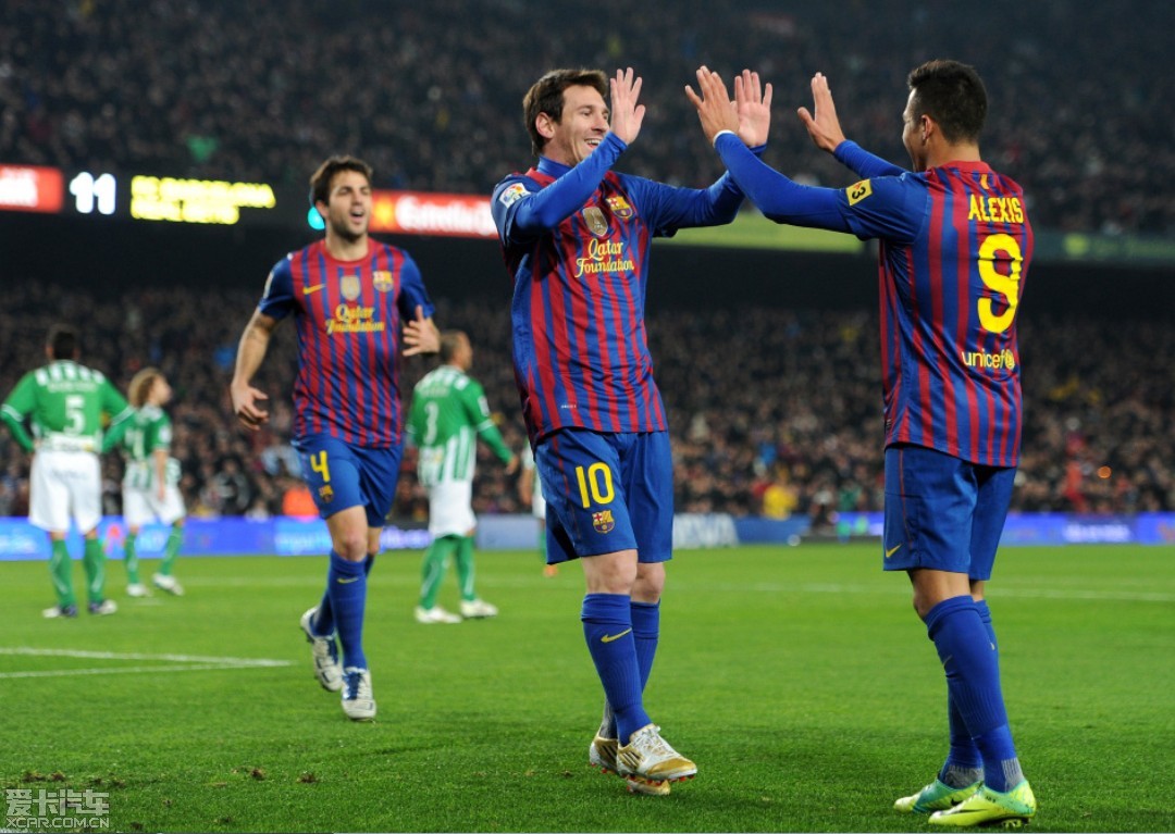 拉开与竞争 拉开与竞争