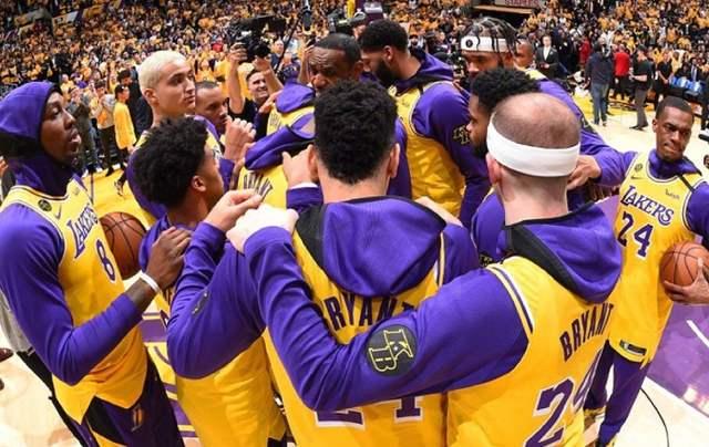 上撕开肋部 上撕开肋部